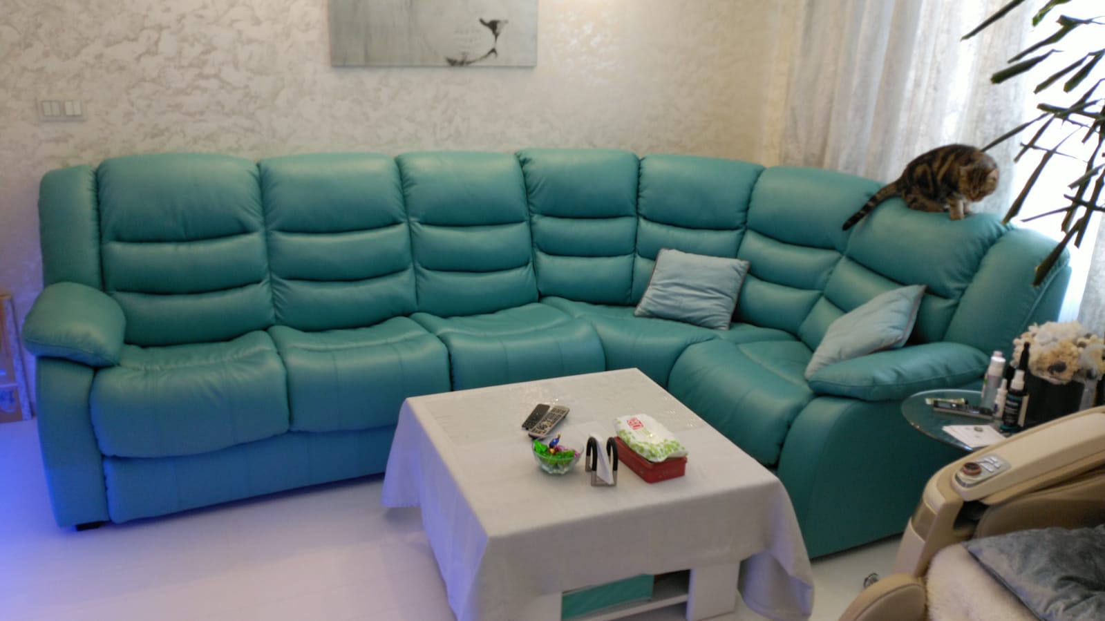 Перетяжка дивана на дому. Стрешнево